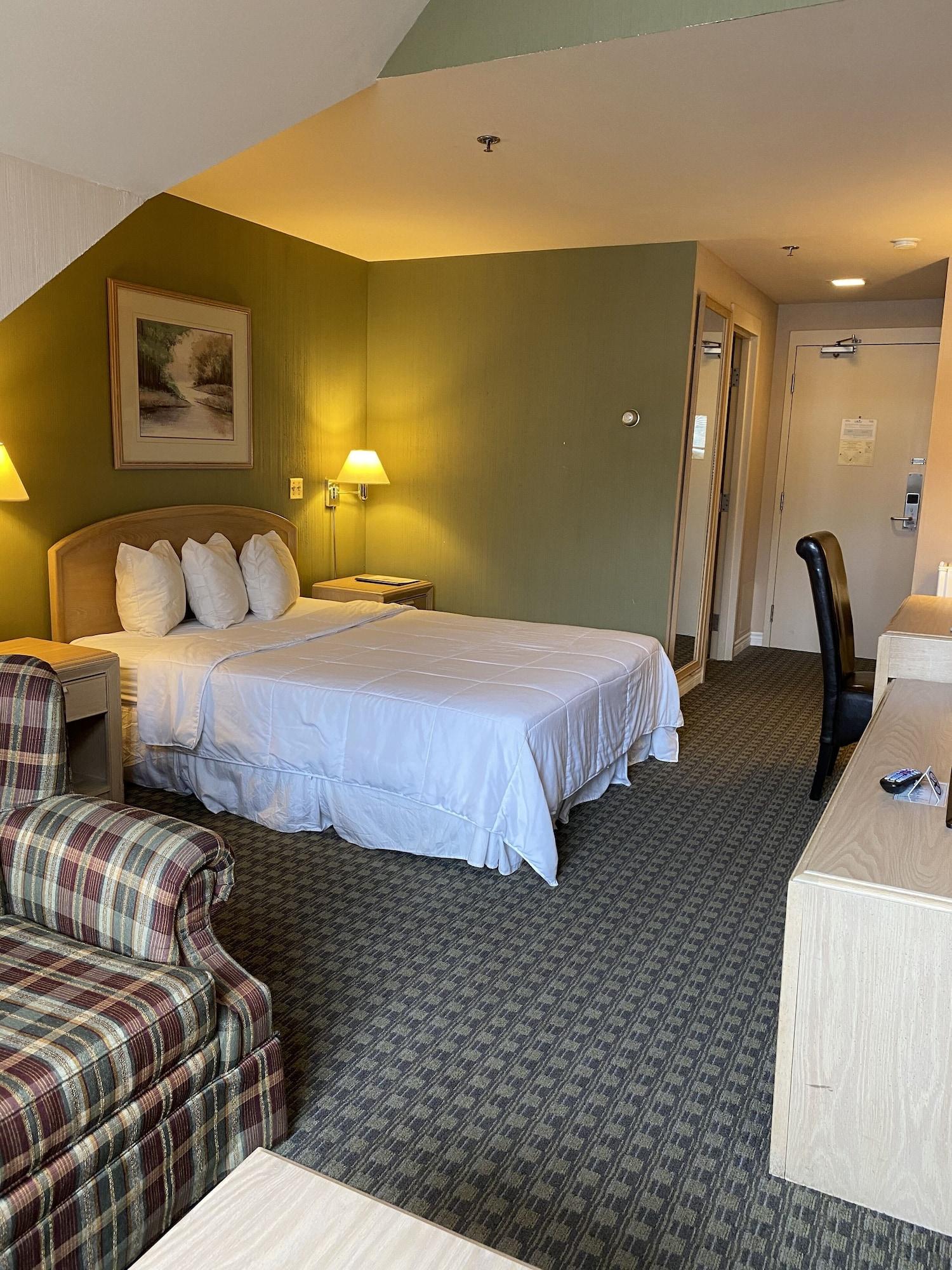 Riverside Resort And Conference Centre French Village Luaran gambar