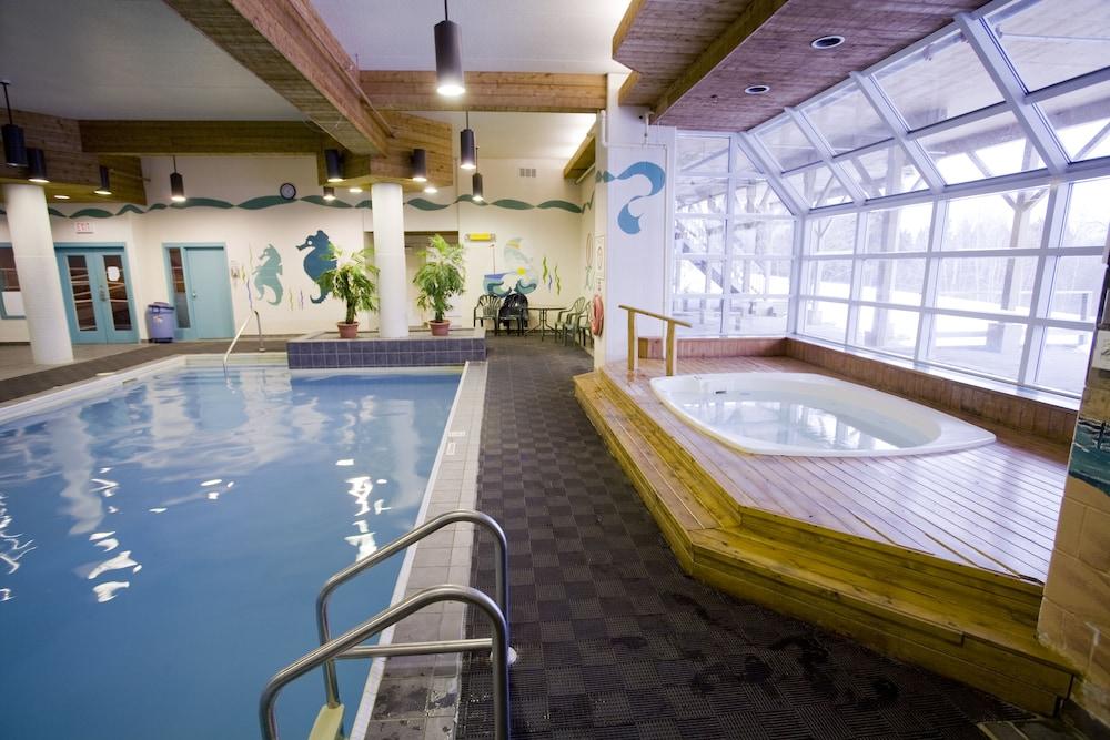Riverside Resort And Conference Centre French Village Luaran gambar